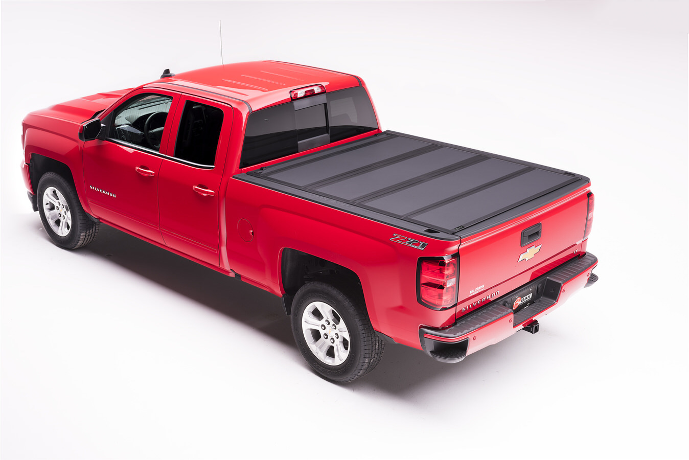 BAKFlip MX4 04-13 GM P/U 5ft 8in Bed Tonneau